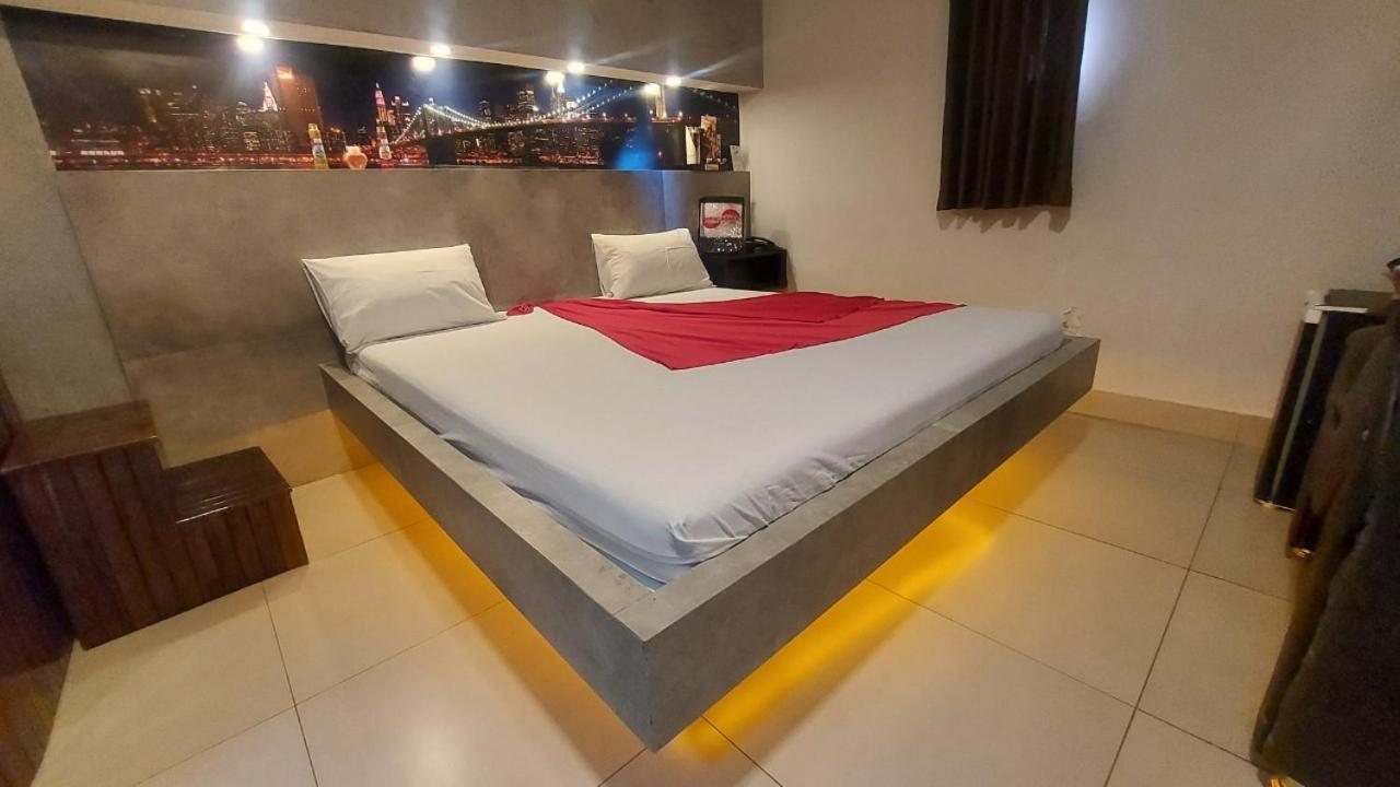 Motel Copacabana Ribeirão Preto Δωμάτιο φωτογραφία